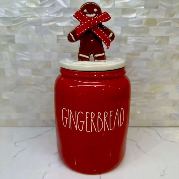 Rae Dunn Holiday Nwt Rae Dunn Gingerbread Canister With Gingerbread